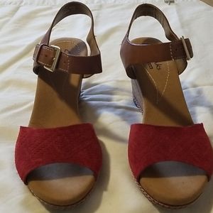 Clarks Wedge